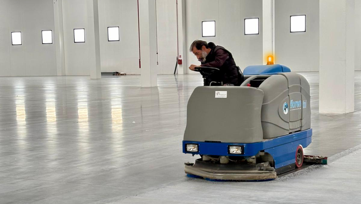 Novarclean: pulizia capannoni Novara e provincia